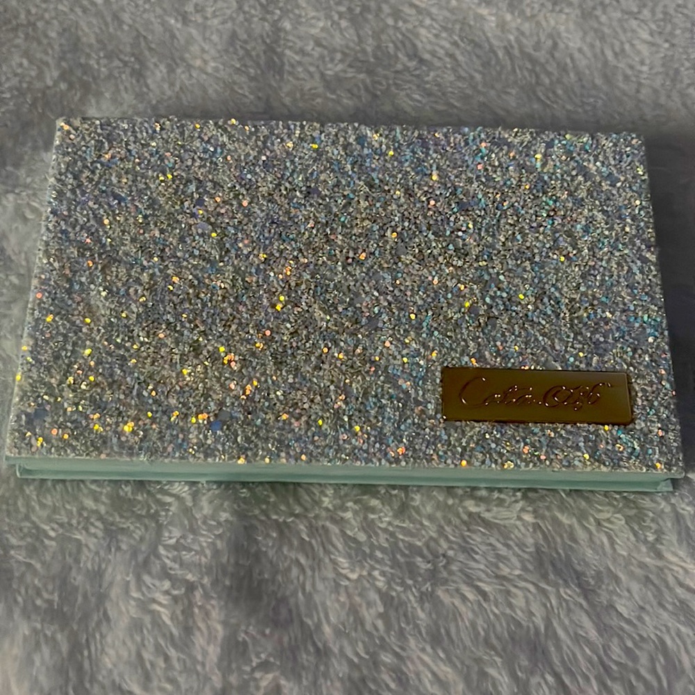 Cata 086 Eye Shadow Set